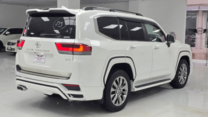 Toyota Land Cruiser Lc300 Zx 2023