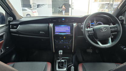 Toyota Fortuner Legender 2022