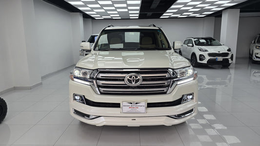 Toyota Land Cruiser Ax 2011