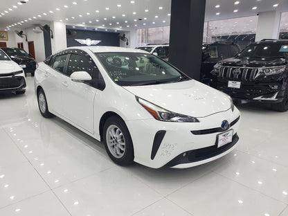 Toyota Prius S Package 2021