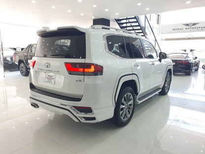 Toyota Land Cruiser LC 300 ZX 2022