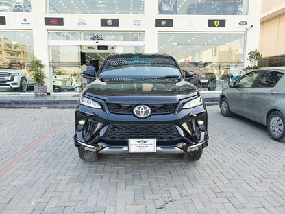 Toyota Fortuner Legender 2023