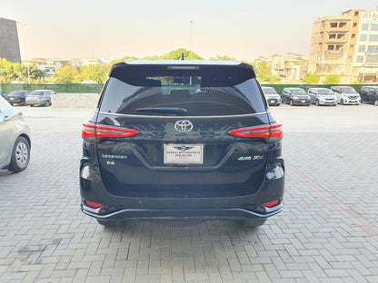 Toyota Fortuner Legender 2023