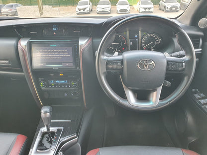 Toyota Fortuner Legender 2023